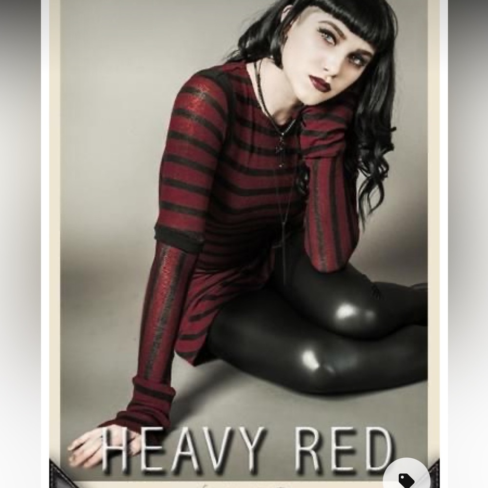 ISO Heavy Red Couture Noir items
